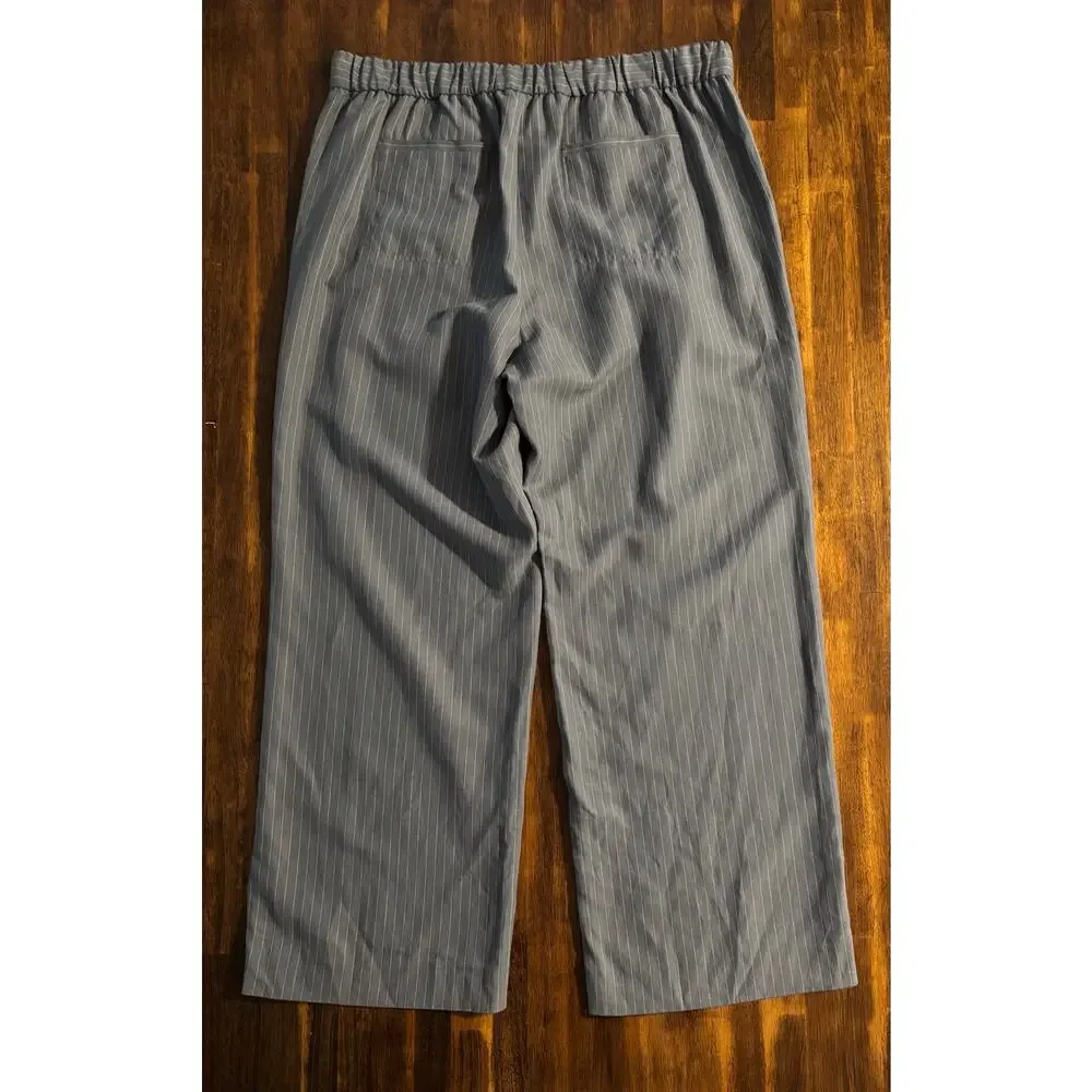 Banana Republic Women’s XL Pants 38 x 30 Wide Leg Trouser Pull On Pinstripe